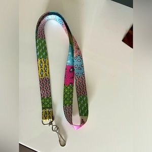 Vineyard Vines Lanyard Vintage holds your key and badge for close access.